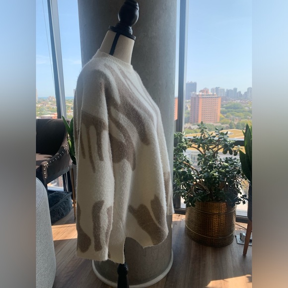 Altar’d State Oversized Sweater - Picture 3 of 6